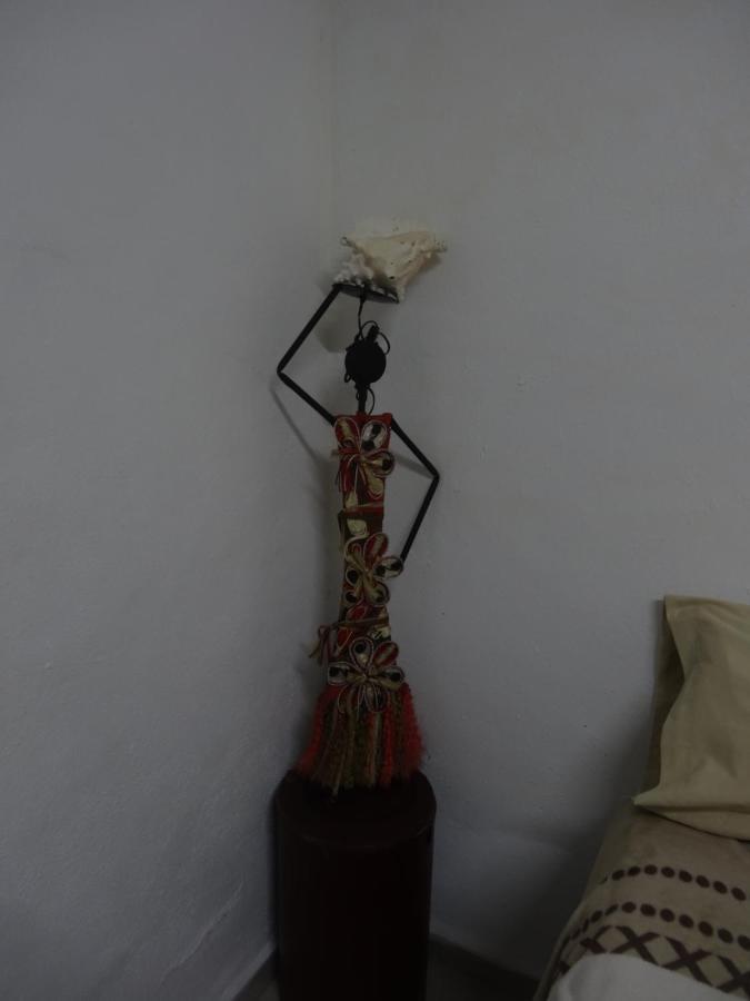מנסניו Habitaciones-Comodas-Aire-Wifi-Tv-Cerca De Playa-!!Excelente Precio II מראה חיצוני תמונה