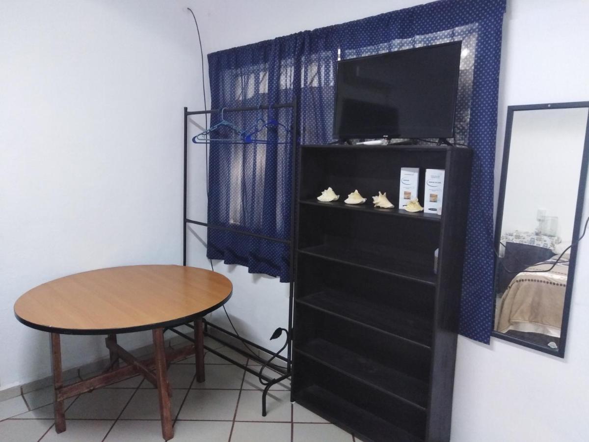 מנסניו Habitaciones-Comodas-Aire-Wifi-Tv-Cerca De Playa-!!Excelente Precio II מראה חיצוני תמונה