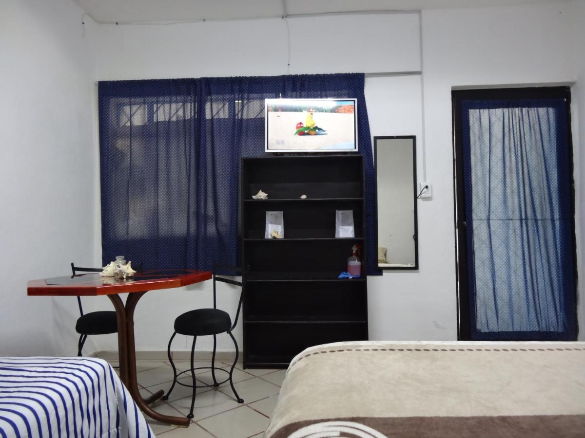 מנסניו Habitaciones-Comodas-Aire-Wifi-Tv-Cerca De Playa-!!Excelente Precio II מראה חיצוני תמונה
