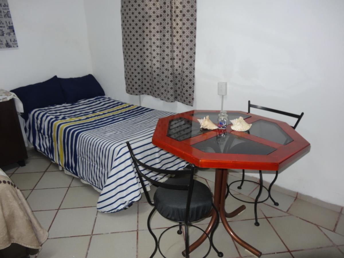 מנסניו Habitaciones-Comodas-Aire-Wifi-Tv-Cerca De Playa-!!Excelente Precio II מראה חיצוני תמונה
